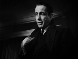 Par my own screen capture (The Maltese Falcon DVD, 1941 public domain trailer) [Public domain], via Wikimedia Commons