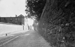 Eugne Atget [Public domain], via Wikimedia Commons